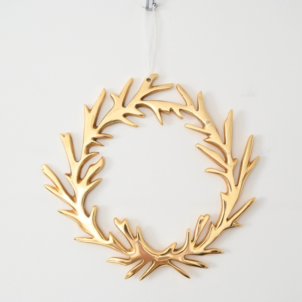 Nima Oberoi Lunales Branches Gold Charger Wreath | Staghorn Motif